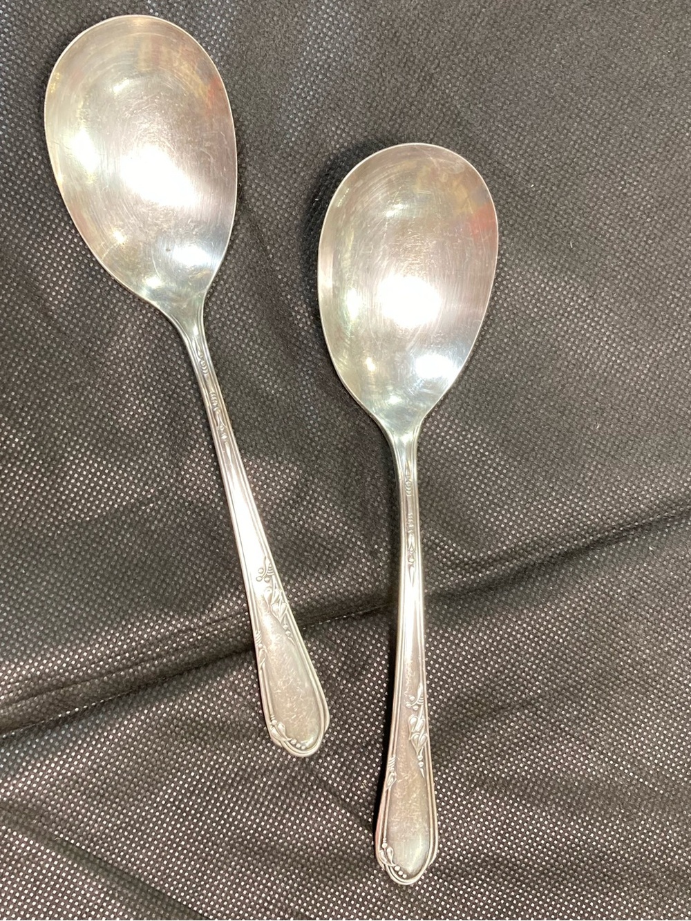 Vintage 1936 Meadowbrook Pattern by Wm A Rogers Oneida Silverplate Spoons